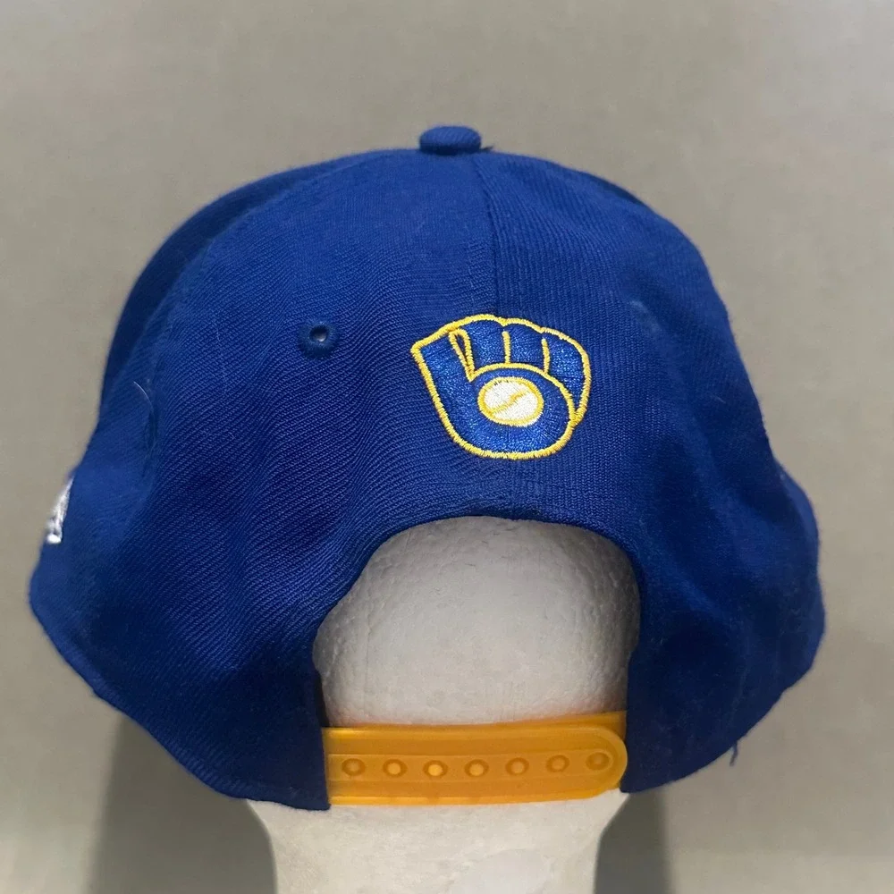 Milwaukee Brewers New Era Snapback Hat Blue Cooperstown Ball Glove Logo Cap